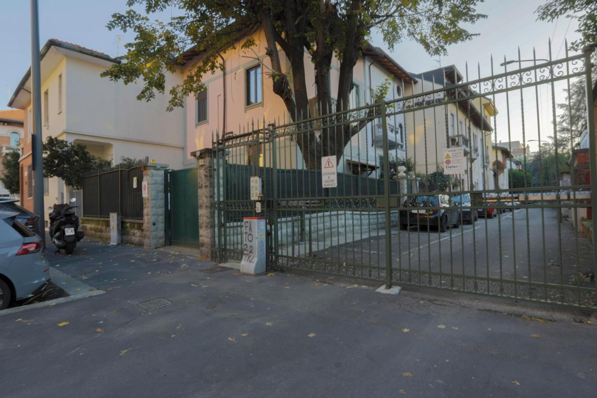 Fiera Milano-City Life Free Parking Villa Anglia' S Bridge Milão Exterior foto